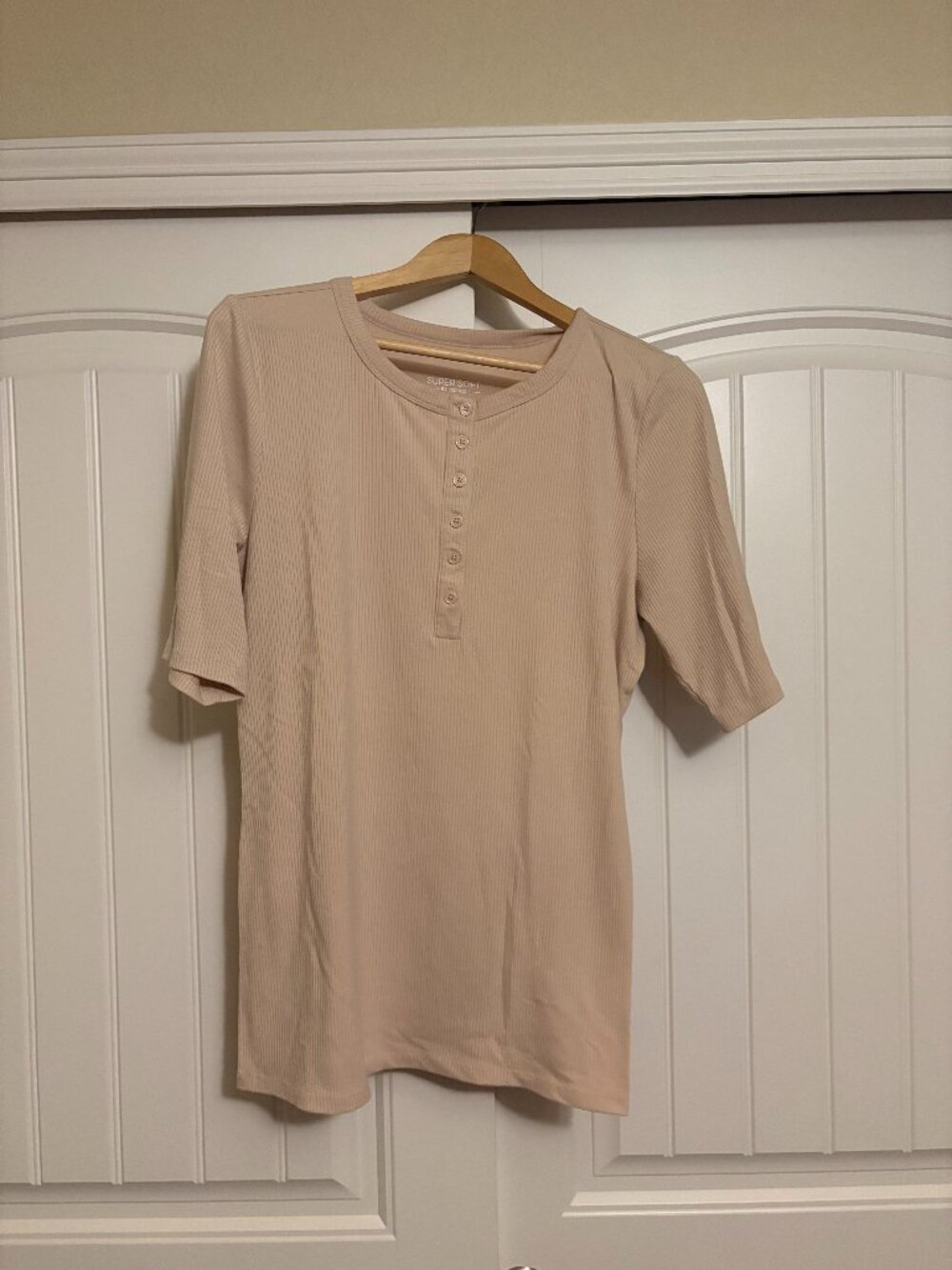 Torrid Super Soft Rib Henley Elbow Sleeve Tee Torrid Size 2 US Size 2X Sassafras